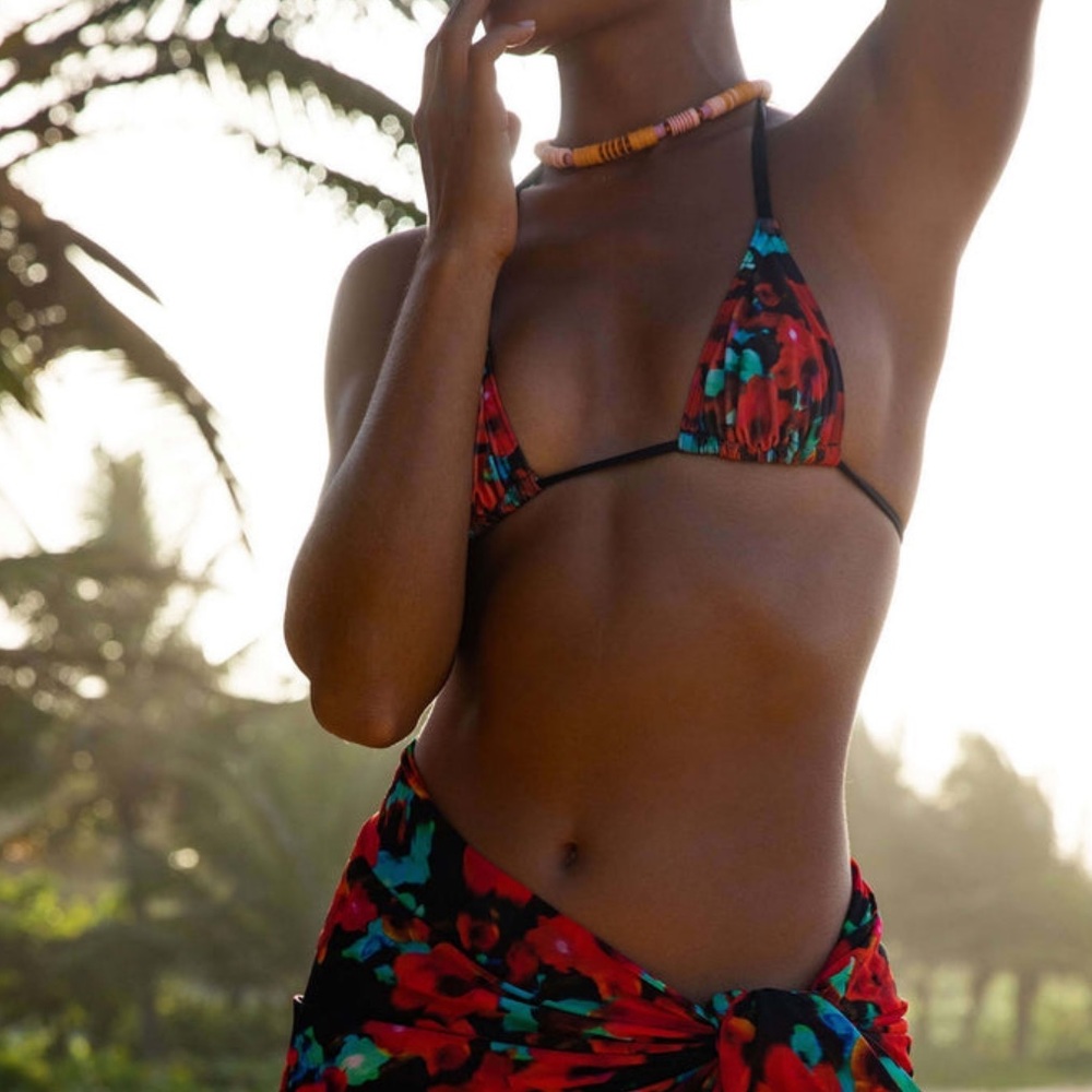 RAT n BOA bikini NWT! Top size large and bottom xxs